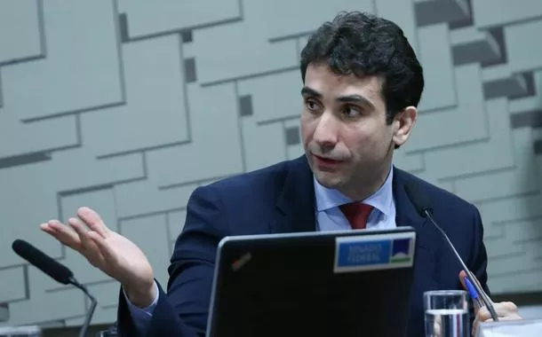 Brasil está próximo do pleno emprego, diz Galípolo