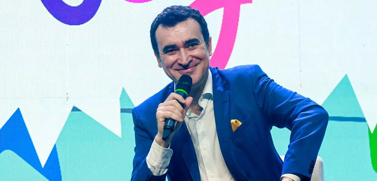 O professor Alysson Mascaro é inocente (ou qual é o verdadeiro compromisso que se tem com a “democracia”?)