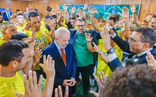 Lula sanciona lei que cria Dia Nacional da Música Gospel em mais um gesto de aproximação com os evangélicos