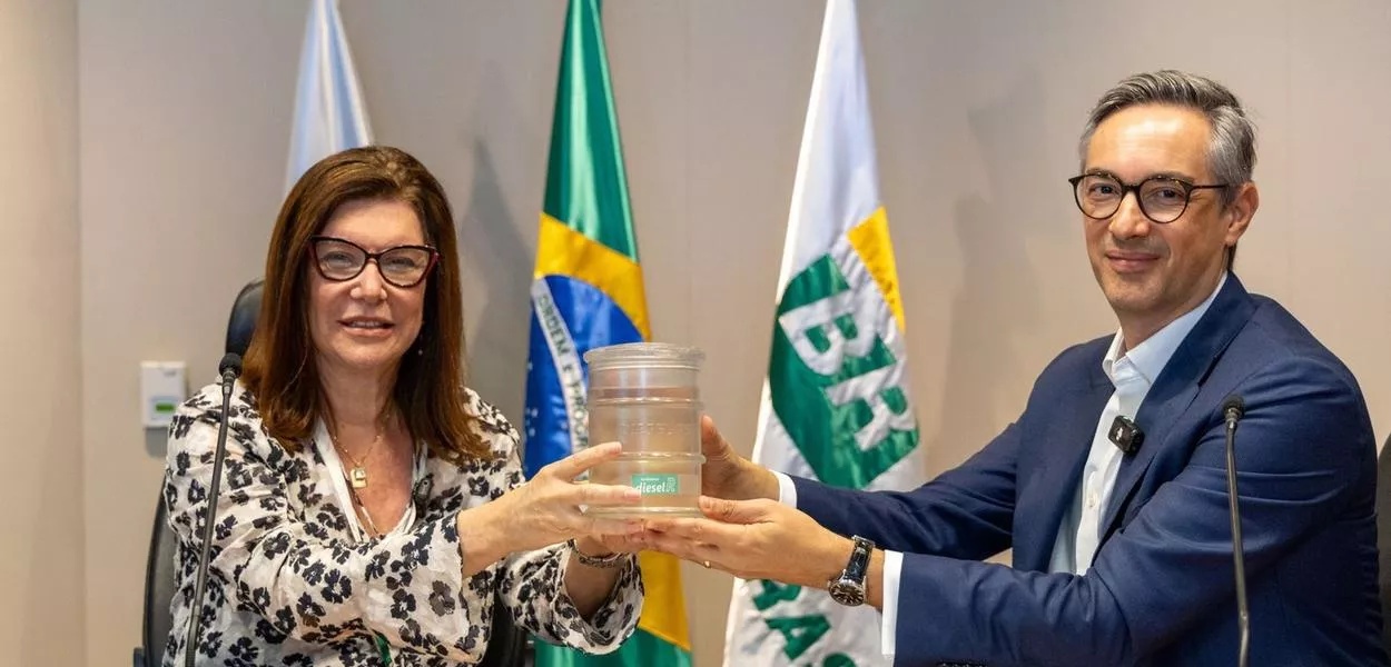 Presidente da Petrobras, Magda Chambriard, e o presidente da Vale, Gustavo Pimenta