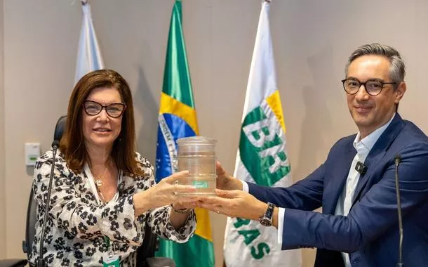 Presidente da Petrobras, Magda Chambriard, e o presidente da Vale, Gustavo Pimenta