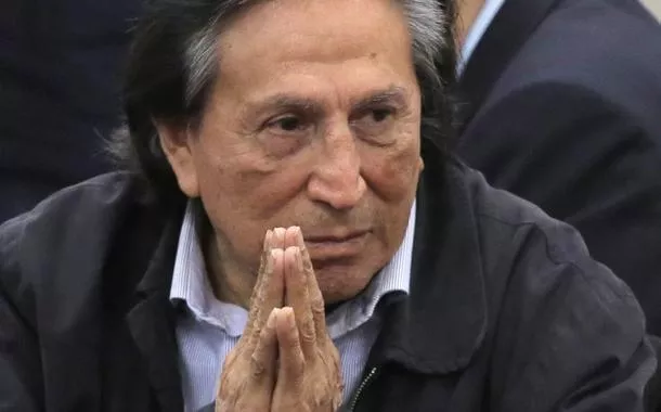 Ex-presidente do Peru Alejandro Toledo comparece a tribunal para sentença durante seu julgamento por acusações de corrupção relacionadas à Odebrecht, em Lima
21/10/2024
REUTERS/Gerardo Marin