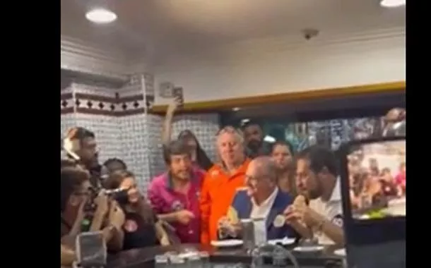 Boulos e Alckmin compartilham lanchecasino no deposit bonus 10 eurobar enquanto Nunes se reúne com Bolsonaro