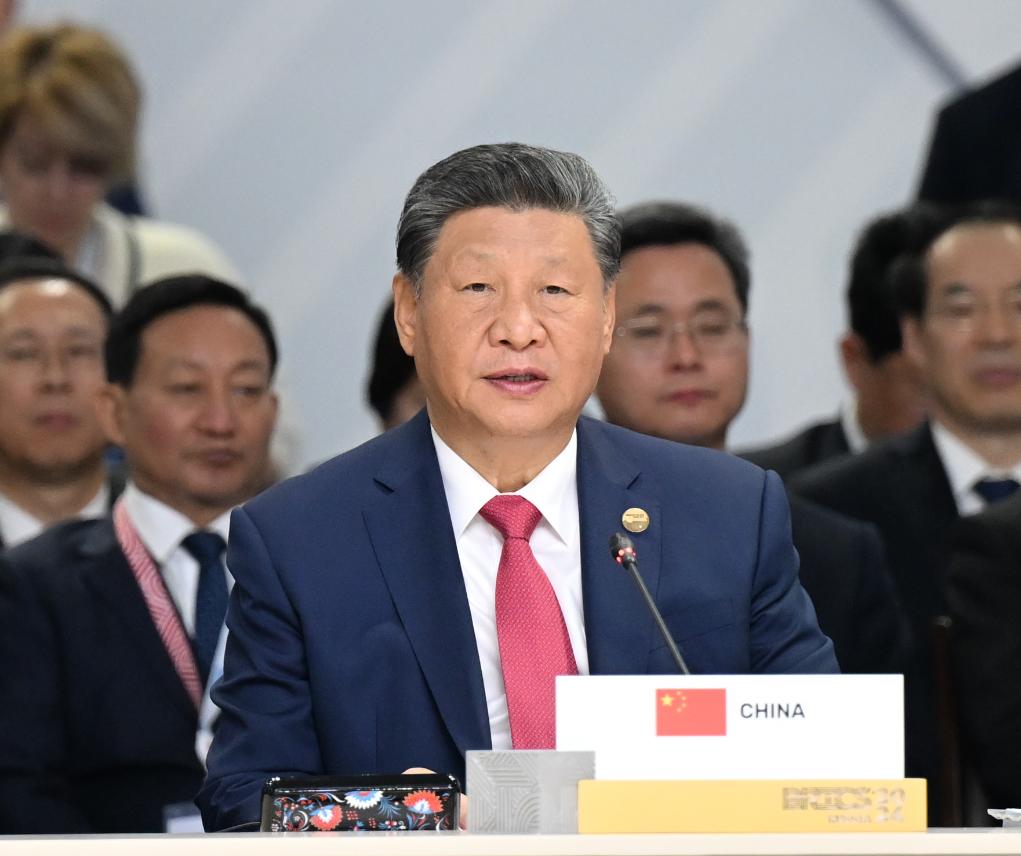 Xi defende desenvolvimentobetano emailalta qualidadebetano emailuma maior cooperação do BRICS