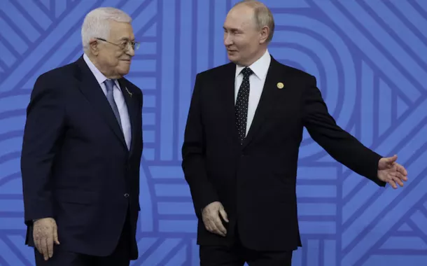 Mahmoud Abbas e Vladimir Putin em Kazan, Rússia