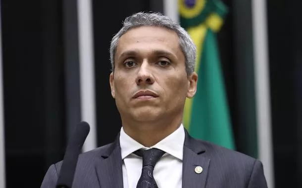 PF tem material consistente e pode causar estragos para Gustavo Gayer, admitem bolsonaristas