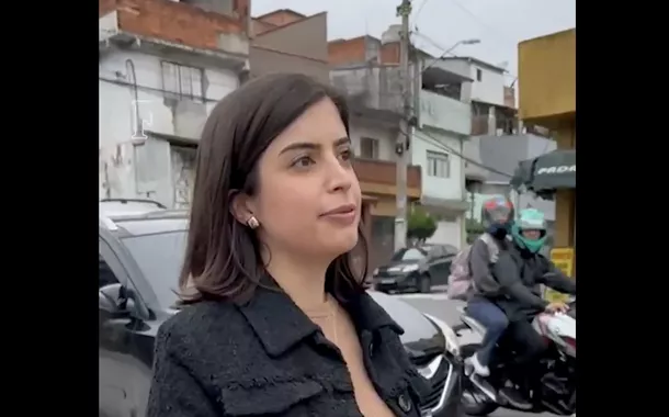 Tabata Amaral vota em São Paulo