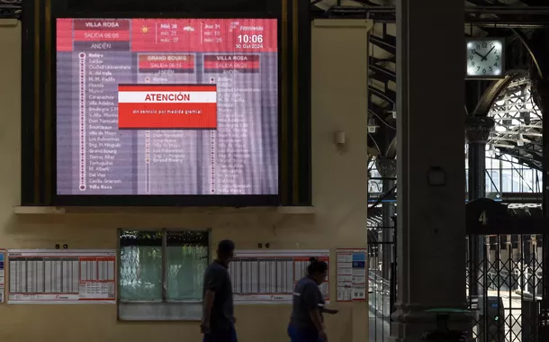 Estação de trem em Buenos Aires em meio a greve, 30/10/2024