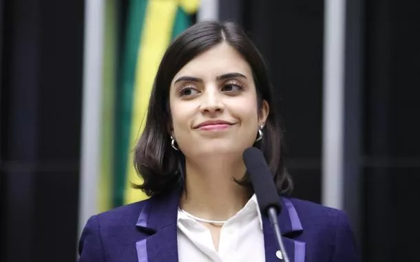 Tabata Amaral