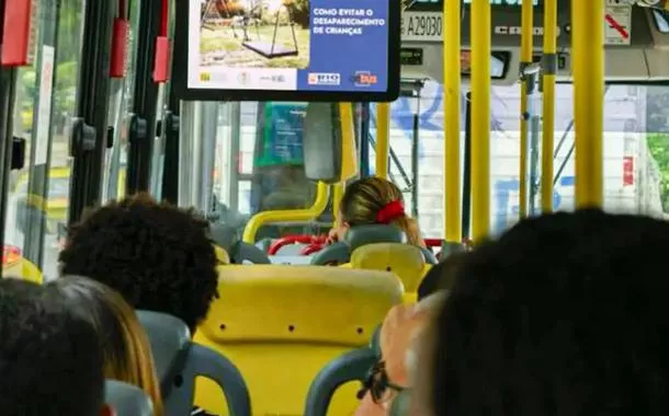 Interior de ônibus