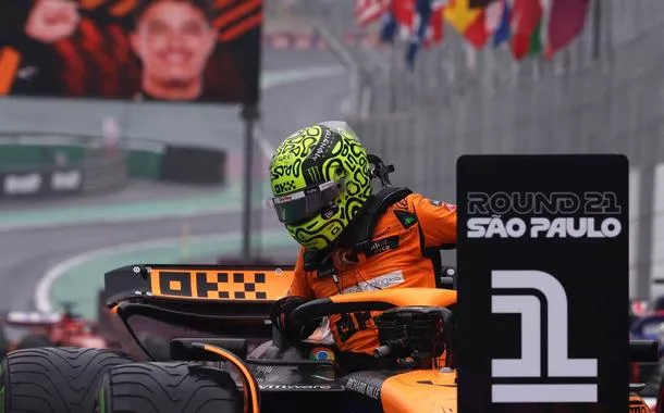 Lando Norris celebra após obter a pole position
3/11/2024
