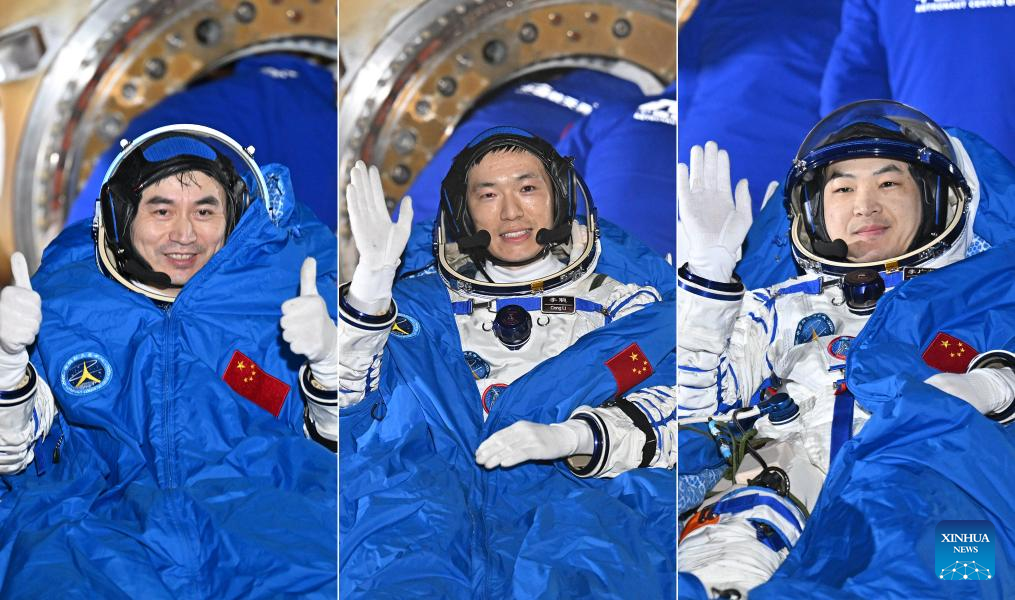 A tripulação da Shenzhou-18, composta por três astronautas chineses, retornou à Terra em segurança no início da manhã de segunda-feira, após completar uma missão de seis meses na estação espacial