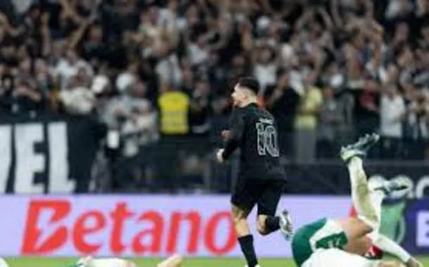 Corinthians vence clássico com o Palmeiras e se afasta do Z4