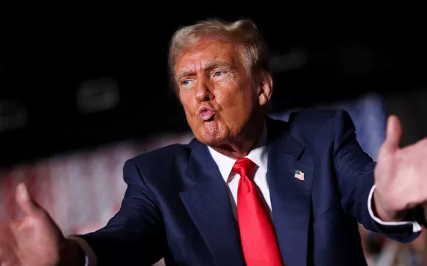 Após renúncia de Trudeau, Trump volta a falar em anexação do Canadá