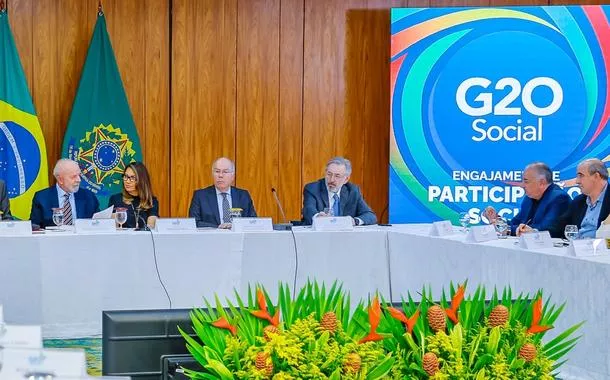 Lula defende criação de cúpula social permanente no G20