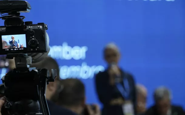 Marina defende "mapa para o fim dos combustíveis fósseis" em discurso na COP29