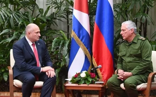 Presidente de Cuba recebe ministro russo para situações de emergência