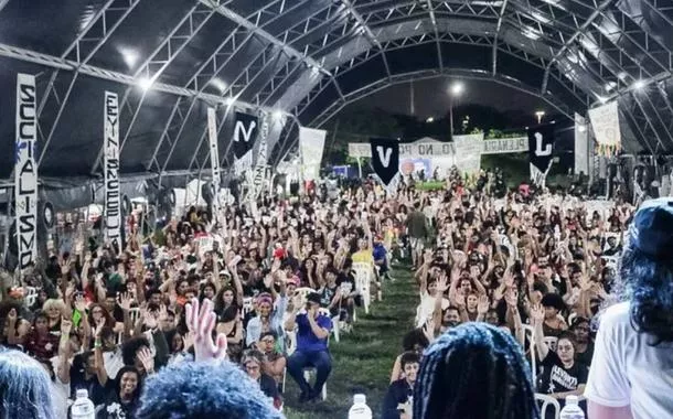 Jovens na política: por que a juventude está sendo deixada de fora das decisões cruciais?