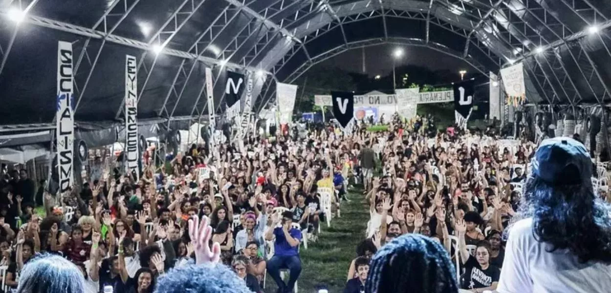 Jovens na política: por que a juventude está sendo deixada de fora das decisões cruciais?