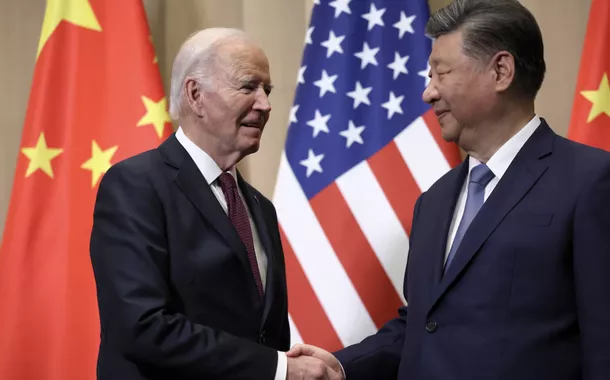 Xi encontra-se com Biden em Lima e diz que buscará manter relações pacíficas com os EUA apesar de Trump