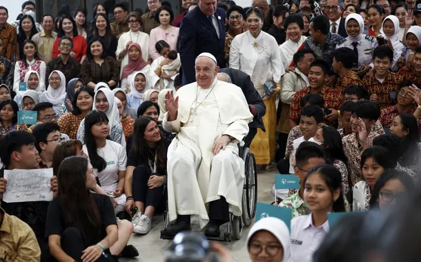 Papa Francisco encontra-se com jovens da Scholas Occurrentes no Centro Juvenil Grha Pemudablaze roleta ao vivoJacarta, Indonésia, 4blaze roleta ao vivosetembroblaze roleta ao vivo2024