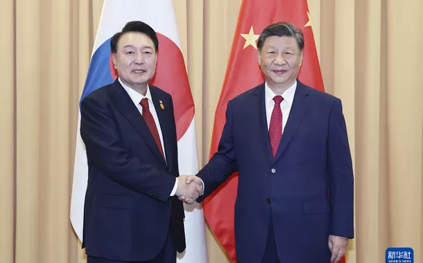 Xi Jinping se encontra com presidente sul-coreano durante reunião da Apec no Peru (atualizado)