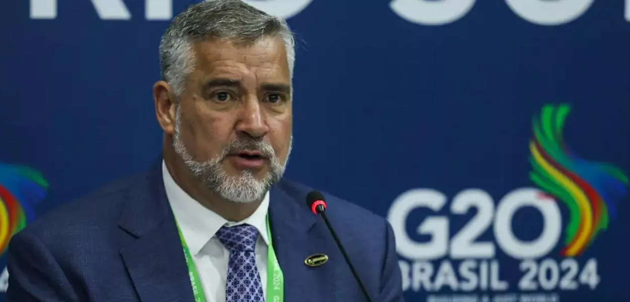 Ministro Paulo Pimenta