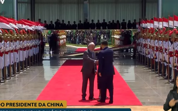 Lula recebe Xi Jinping no Palácio da Alvorada