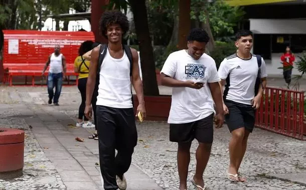 Quatro em cada dez jovens negros já foram excluídos no trabalho