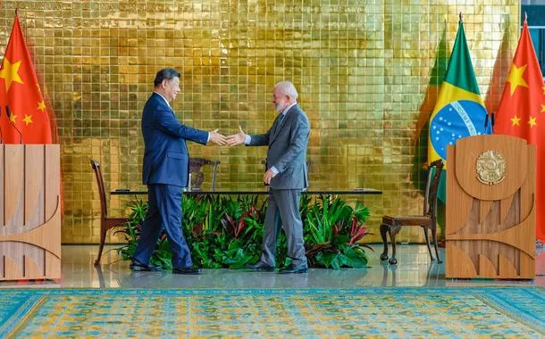 Presidente Lula  e Xi Jinping na cerimônia de assinatura de atos bilaterais, no Palácio da Alvorada. Brasília - DF. Foto: Ricardo Stuckert/PR