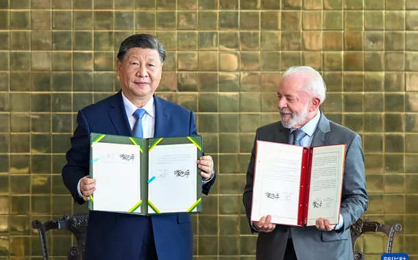 Xi Jinping e Lula assinam declaração anunciando união de esforços para construir uma comunidade com futuro compartilhado