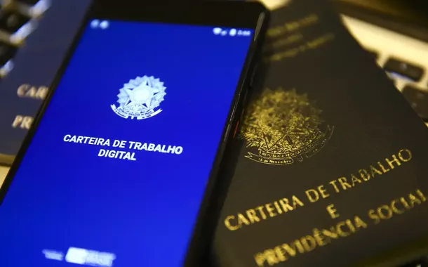 Bolsa Família impulsiona geração de empregos formais e redução da desigualdade em 2024 e 2025