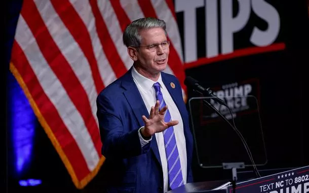 Scott Bessent participa de evento de campanha de Trump
14/08/2024
REUTERS/Jonathan Drake