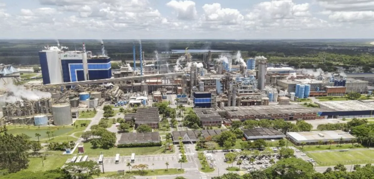 Suzano conclui recompra de títulos de dívida externa