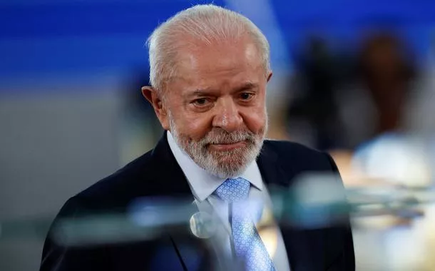 Lula permanecerá em São Paulo após cirurgia de emergência para drenagem de hematoma