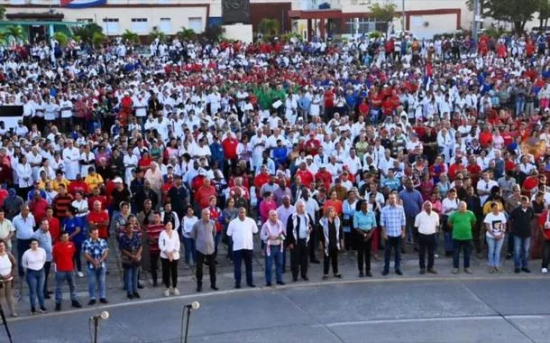 Milhares de cubanos homenageiam luta dos palestinos no Dia Internacional de Solidariedade