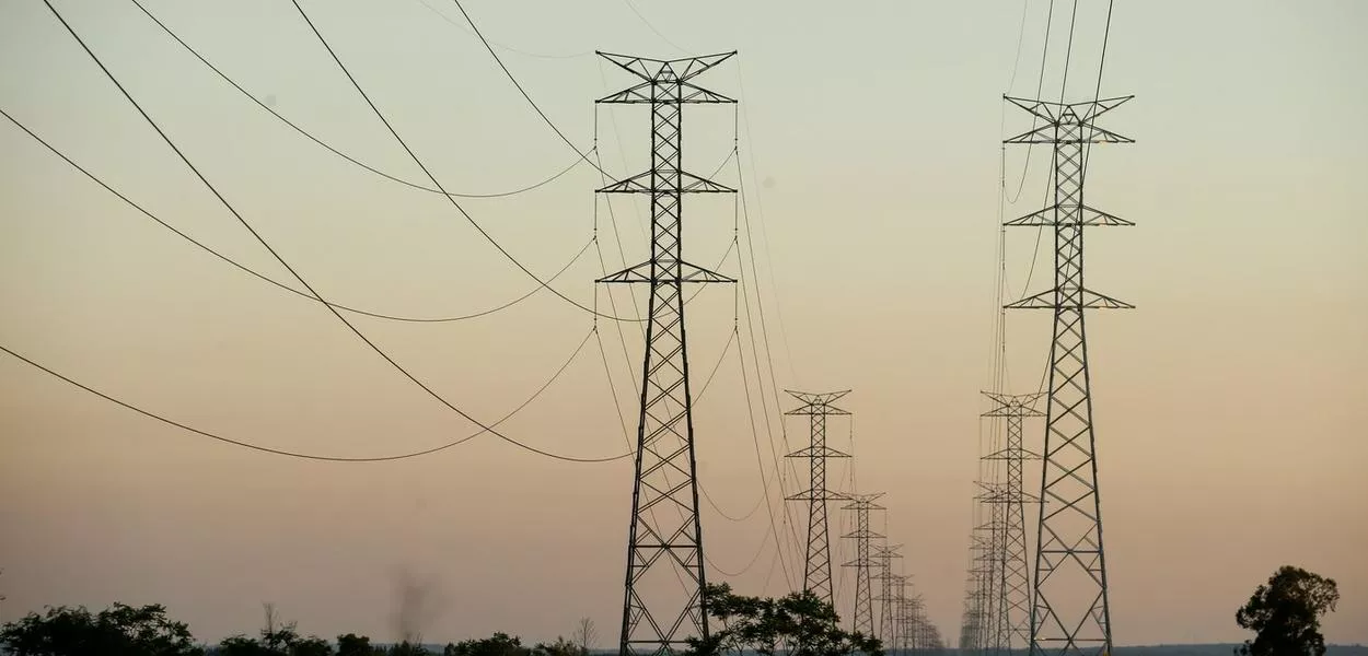 Linhas de transmissão de energia
11/10/2021
