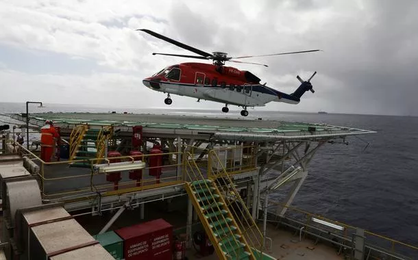 Helicópterocasa de aposta com bonus de boas vindasplataforma da Petrobras na Baciacasa de aposta com bonus de boas vindasSantos
5/09/2018
