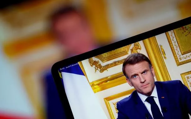 Macron tenta convencer Trump a incluir a União Europeia nas negociações de paz para a Ucrânia