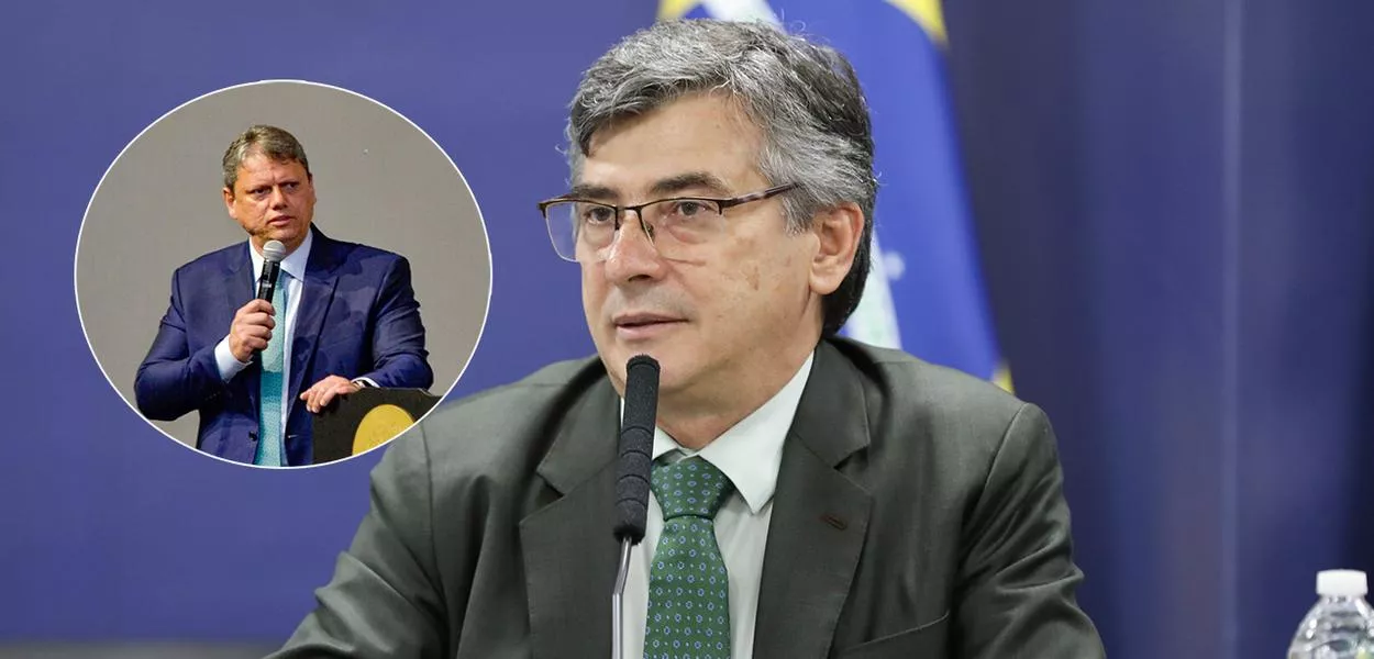 Tarcísio de Freitas (à esq.) e Simão Pedro