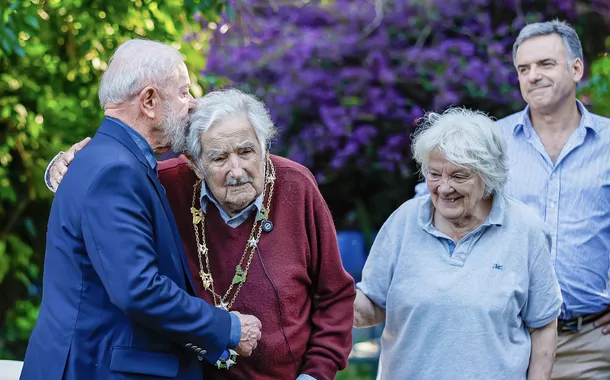 05.12.2024 - Presidente Luiz Inácio Lula da Silva concede a Ordem Nacional do Cruzeiro do Sul ao ex-presidente do Uruguai Pepe Mujica, em Montevidéu, Uruguai.