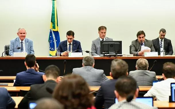 CMO aprova relatório preliminar do Orçamento e vota texto final na quinta