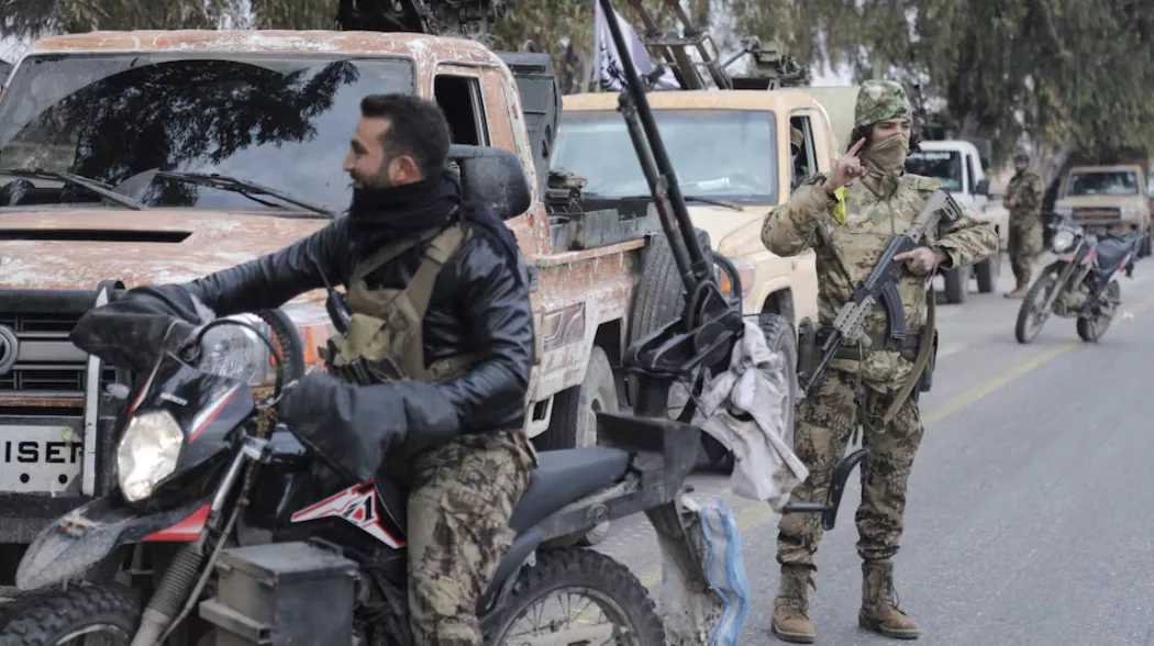 Militantes sírios em Homs, Síria - 07/12/2024