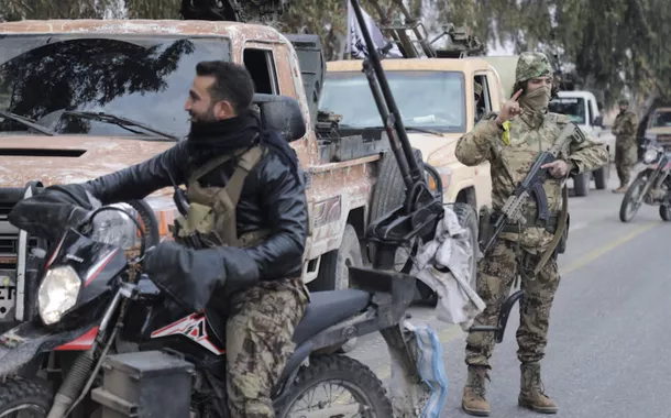 Militantes sírios em Homs, Síria - 07/12/2024