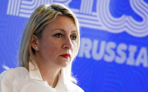 Rússia acusa Ucrânia de promover “comportamento terrorista clássico” às vésperas do Dia da Vitória