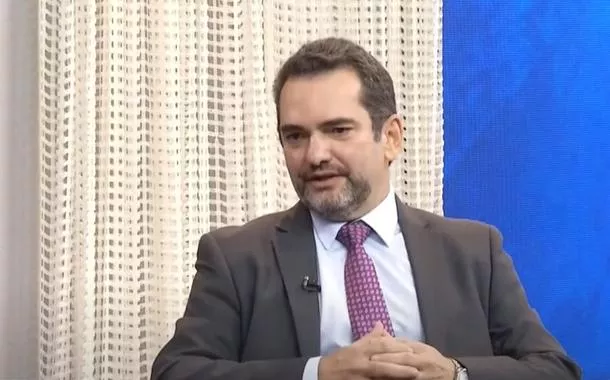 "Técnica relativamente nova": neurocirurgião explica procedimento de Lula no cérebro