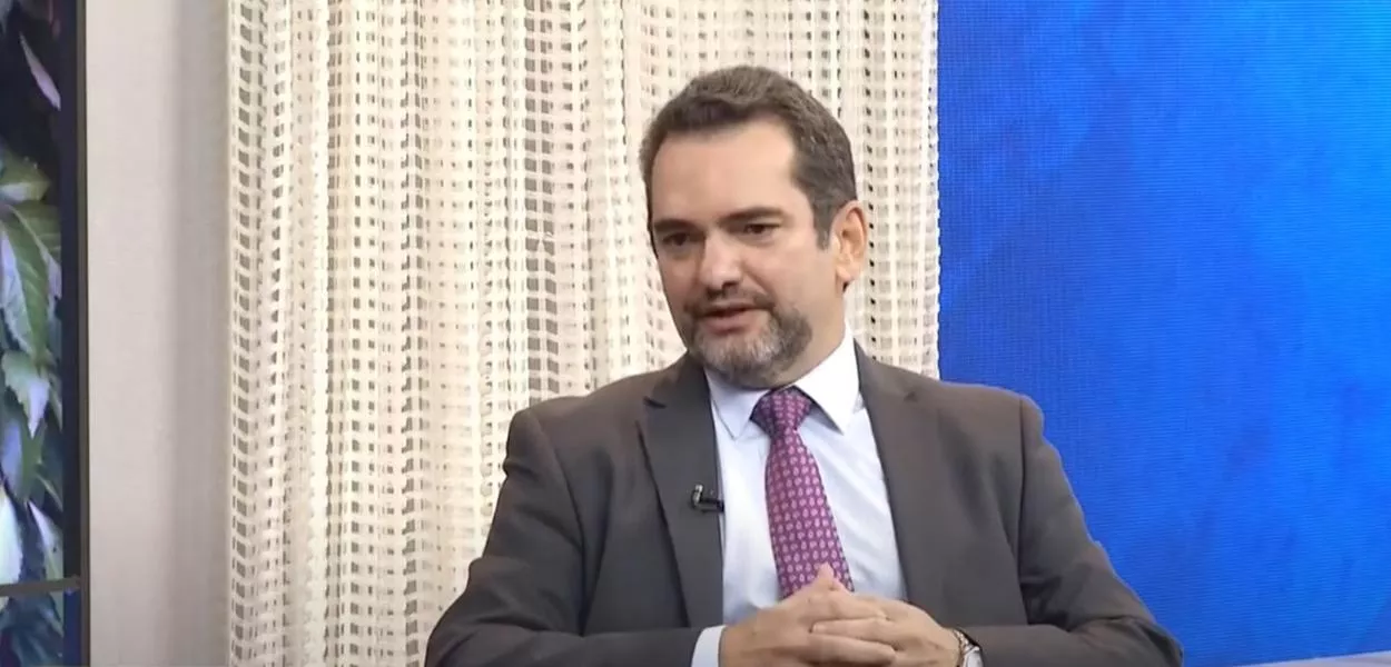 Eberval Gadelha Figueiredo