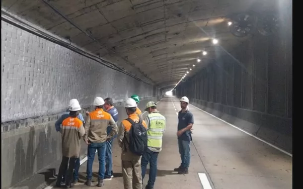 Queda de estrutura interdita Túnel Santa Bárbara no Rio de Janeiro