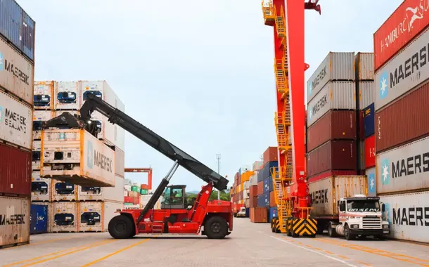 Superávit comercial do Brasil deve chegar a US$ 93,048 bilhões em 2025