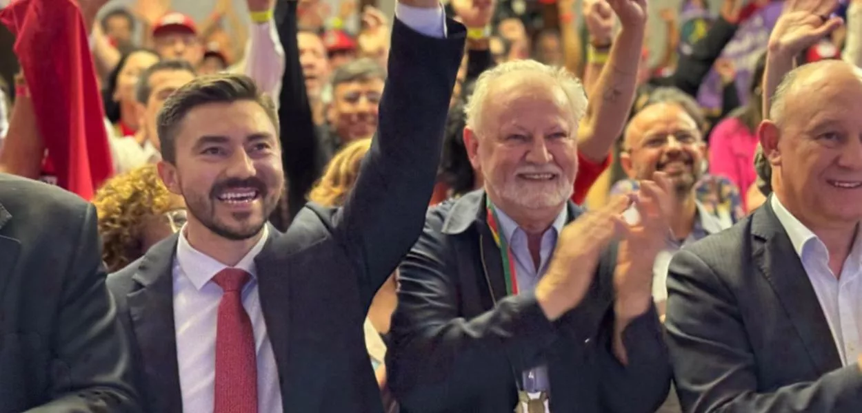 João Pedro Stedile recebe maior honraria da Assembleia Legislativa gaúcha
